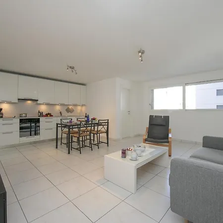 Apartment Vivian 304 B
